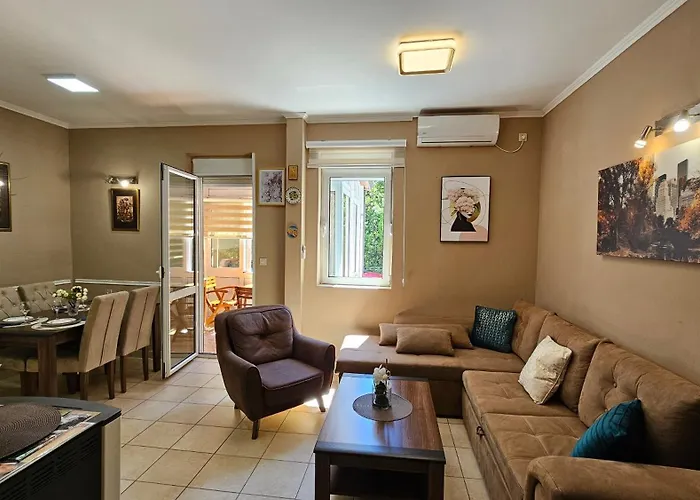Lalovina Apartment